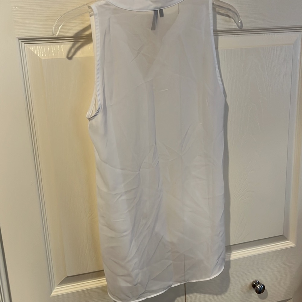 🎈5 for $15🎈XS sleeveless top - Picture 3 of 4